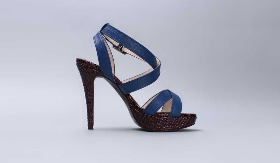 fashion-footwear-high-heels-40377